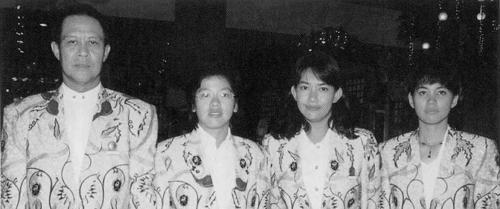 Johnie Sudjana, Ani Iman, Retno Mustari, Titi Puryanti